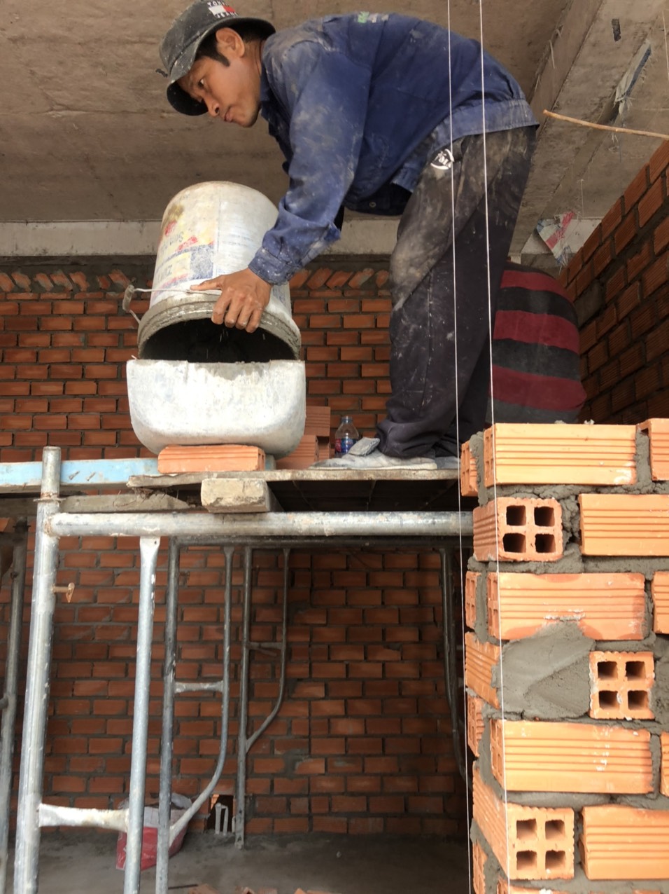 NHÀ PHỐ TÂN CỔ ĐIỂN QUẬN TÂN PHÚ -TPHCM