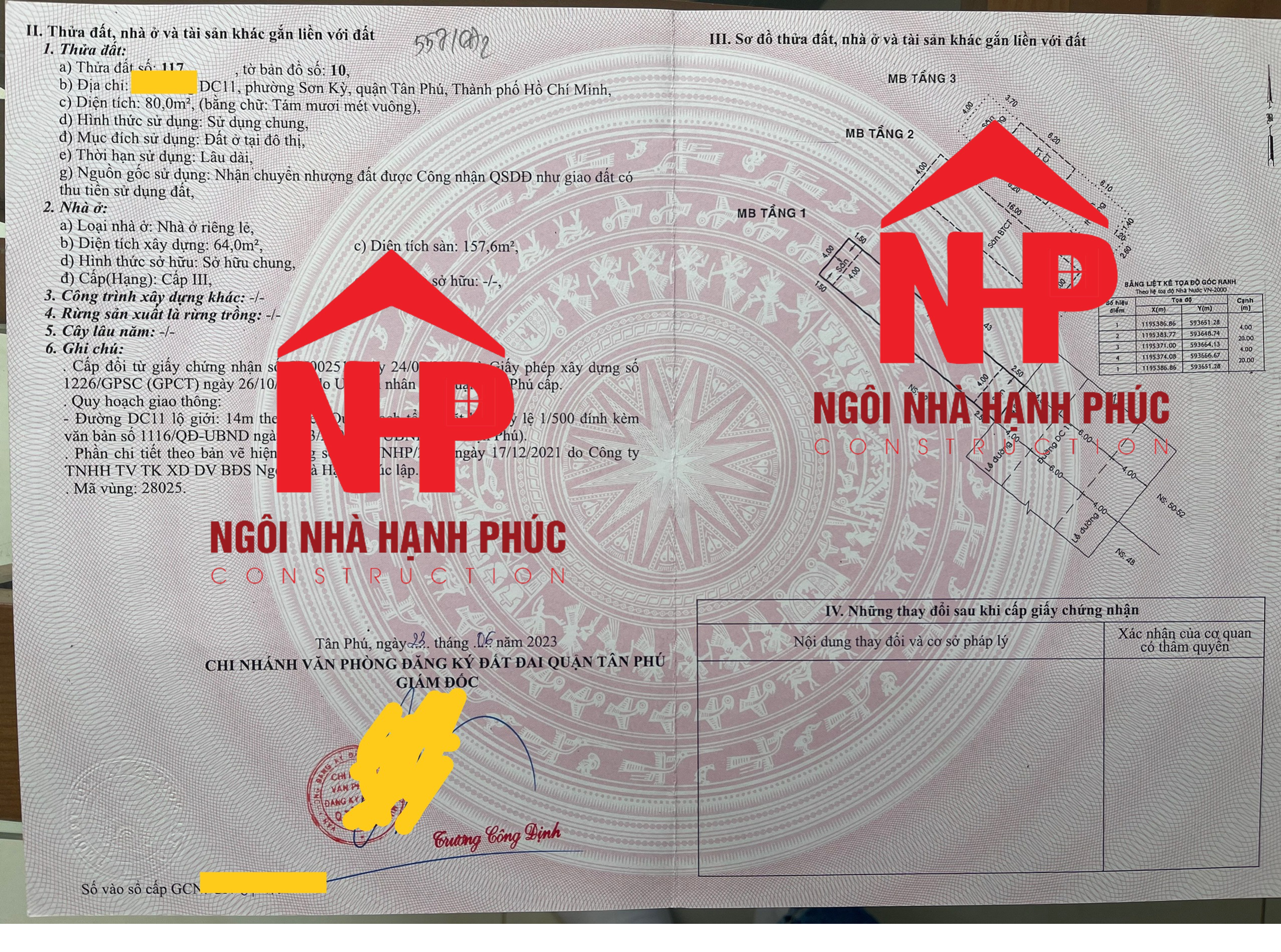 Sổ hồng trao tay khách hàng sau khi hoàn thành hồ sơ Hoàn công cấp đổi.(T6)